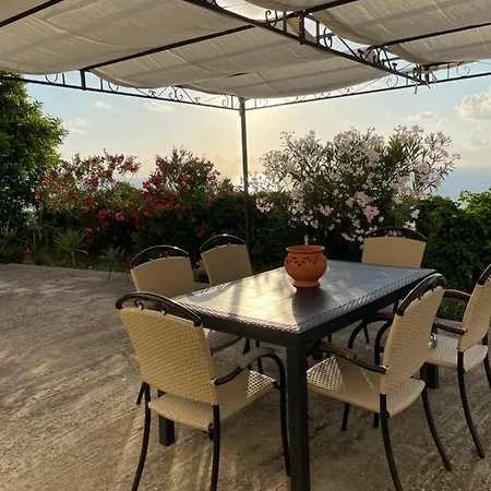 Casa Vacanze Piedigrotta Holiday home *